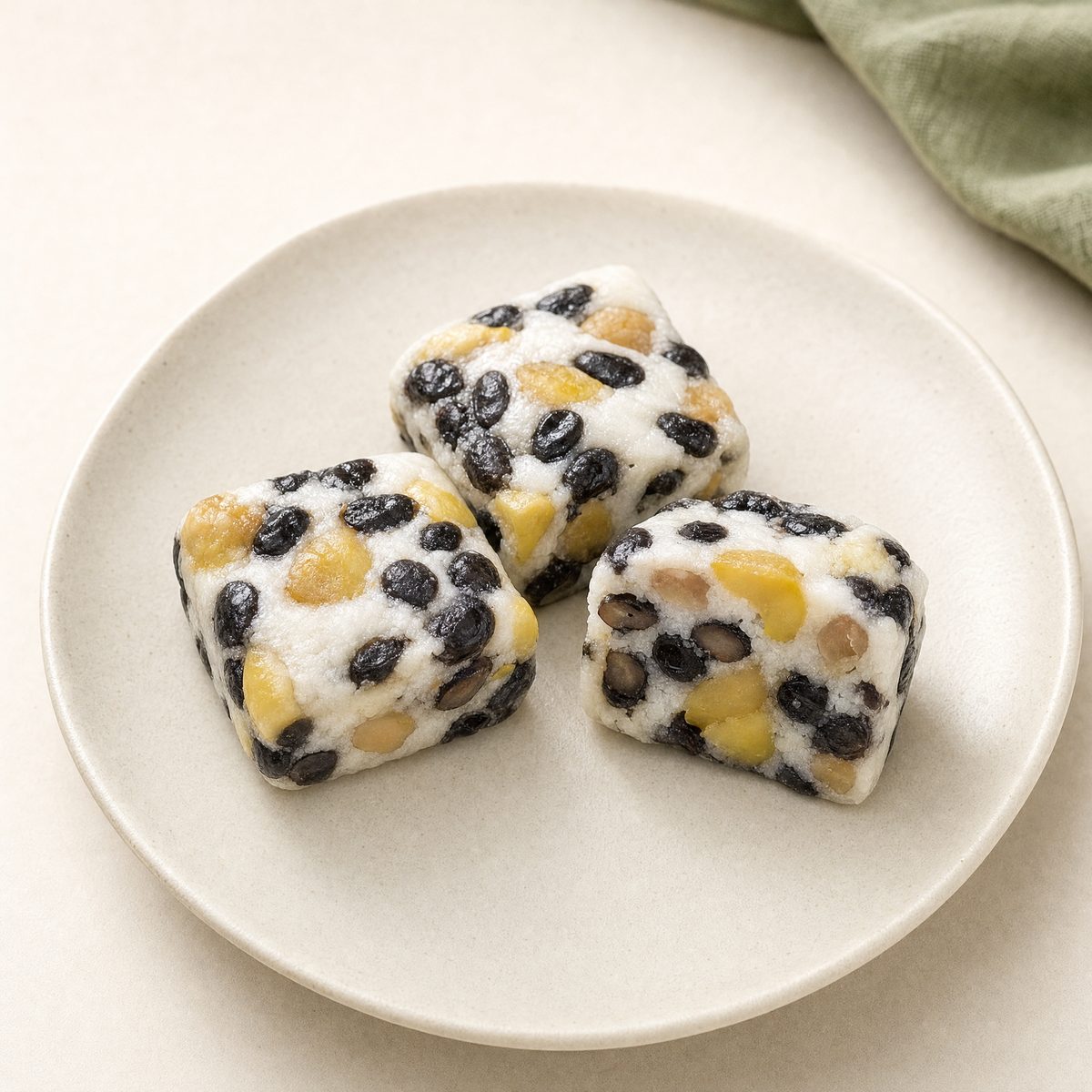 콩밤설기 · Soybean & Chestnut Seolgi | 4-5 kg